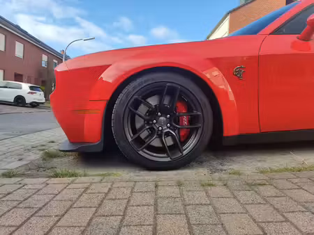 Dodge Challenger SRT Hellcat V8 6.2