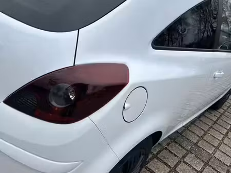 Opel Corsa 1.4 87 Color Edition