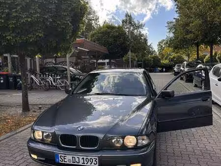 BMW Série 5 520i 2.0 150