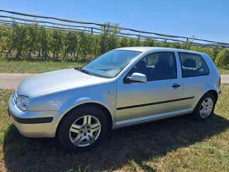 Volkswagen Golf 1.4 75