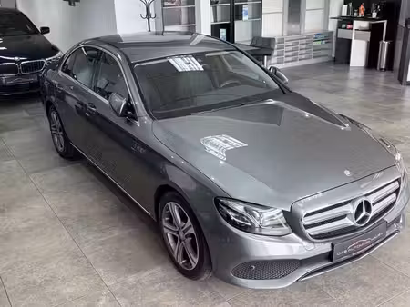 Mercedes-Benz Classe E E 220 4Matic