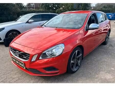 Volvo V60 D3 2.0 136 R Design