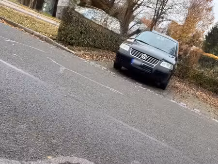 Volkswagen Passat 1.6 102