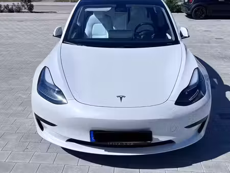 Tesla Model 3 283