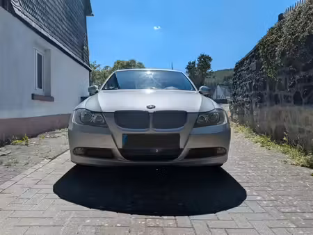 BMW Série 3 325i 218