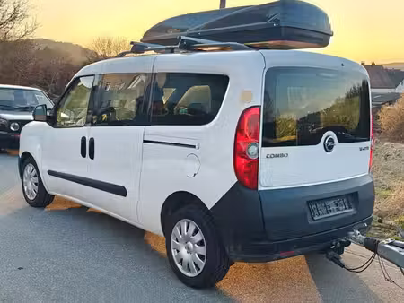 Opel Combo 1.6