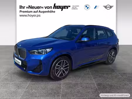 BMW iX1 