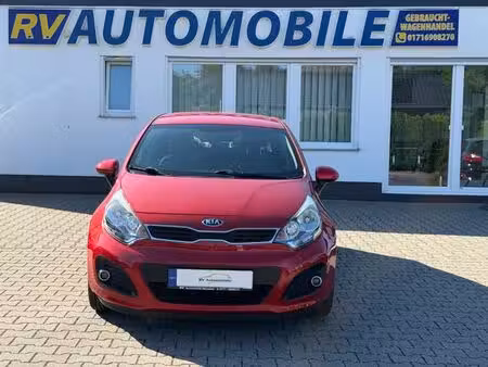 Kia Rio 1.2 85 Fifa World Cup Edition