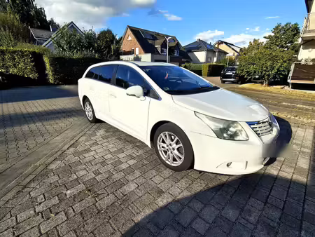 Toyota Avensis Break 2.2 D-4D 150 Executive