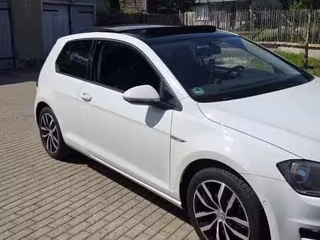 Volkswagen Golf 1.6 TDI 105 Cup