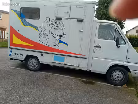 Renault Master 2.5 76