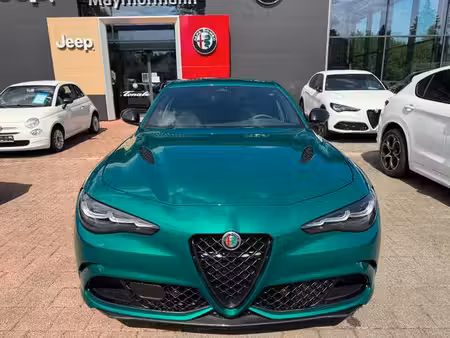 Alfa Romeo Giulia Quadrifoglio V6 2.9 519