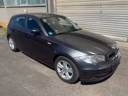 BMW Série 1 118i 2.0 143