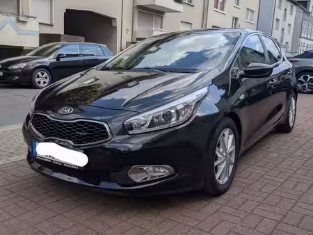 Kia Ceed 1.4 100 Dream Team Edition
