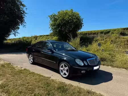 Mercedes-Benz Classe E E 500 V8 5.5 Elegance 4Matic