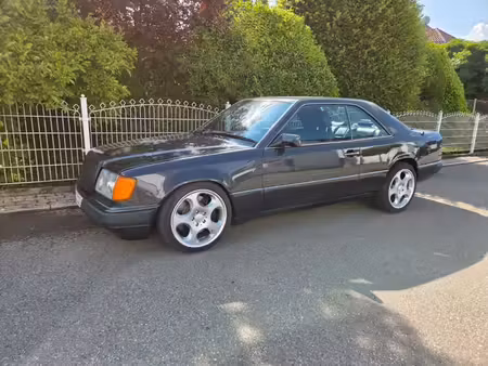 Mercedes-Benz Classe E 300 E
