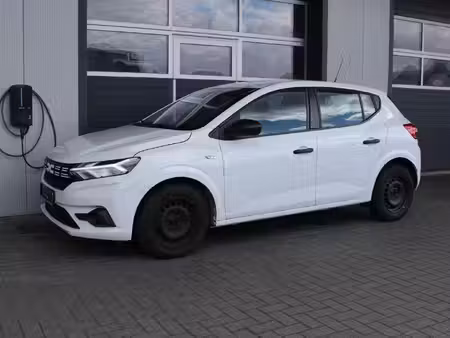 Dacia Sandero 1.0 67