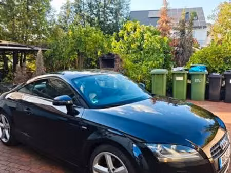Audi TT 2.0 TFSI 200 S line