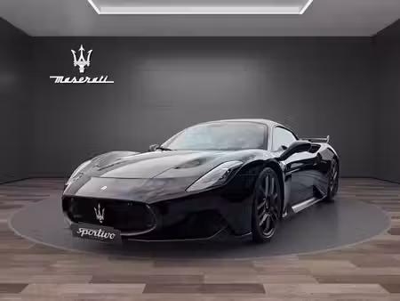 Maserati MC20 V6 3.0 630