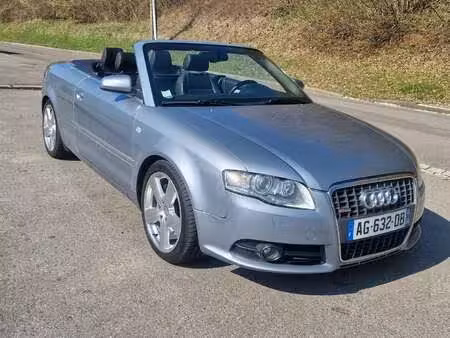 Audi A4 V6 3.0 TDI 233 S line quattro