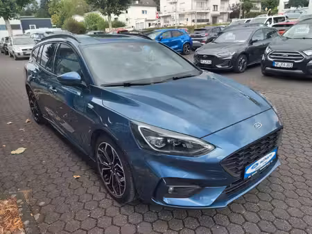 Ford Focus 1.5 182 ST Line