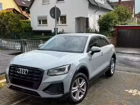Audi Q2 30 TFSI 1.0 TFSI 110