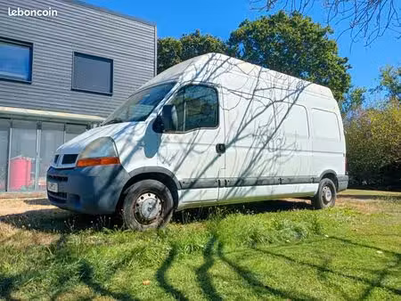 Renault Master 2.5 dCi 120