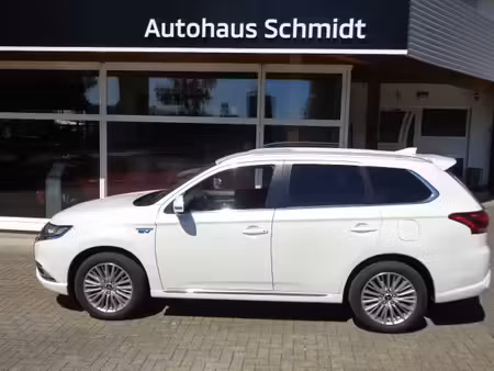 Mitsubishi Outlander PHEV 2.4 135 Intro Edition 4x4