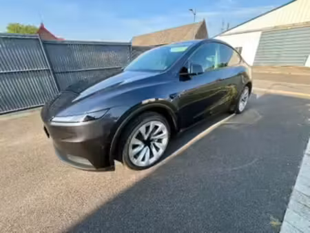 Tesla Model Y Standard