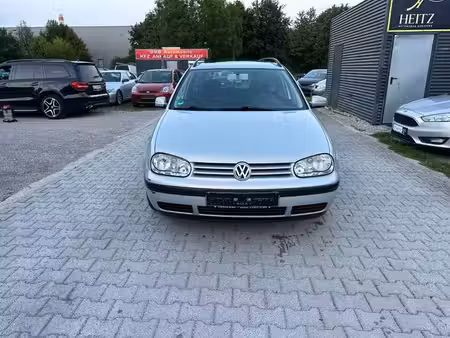 Volkswagen Golf 75 Base