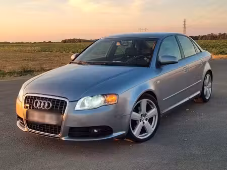 Audi A4 2.0 TDI 140 S line