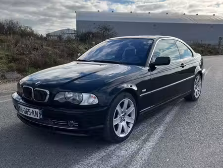 BMW Série 3 330i 3.0 231