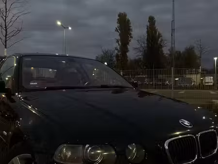 BMW Série 3 318i 2.0 143