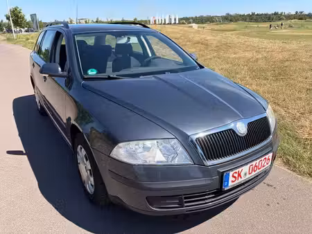 Škoda Octavia 1.6 102 Ambiente