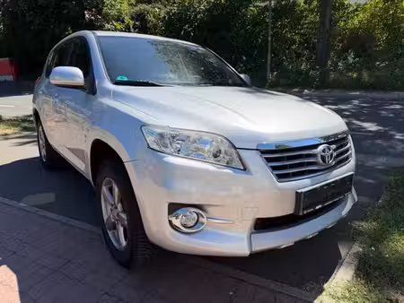 Toyota RAV4 2.0 158