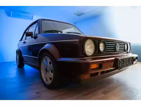 Volkswagen Golf 1.8 72