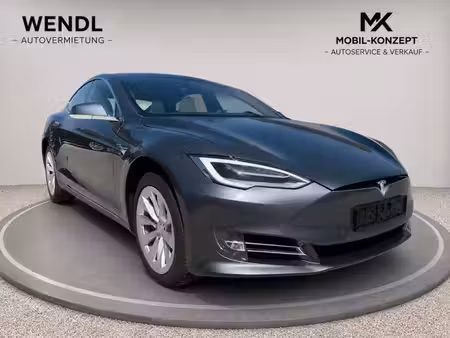Tesla Model S 75d 332