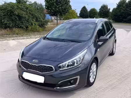 Kia Ceed 1.6 GDi 135 Dream Team Edition