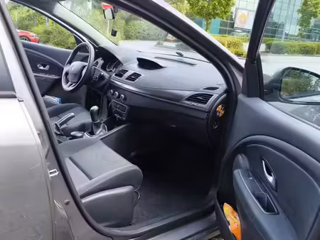 Renault Mégane 1.6 100 Authentique