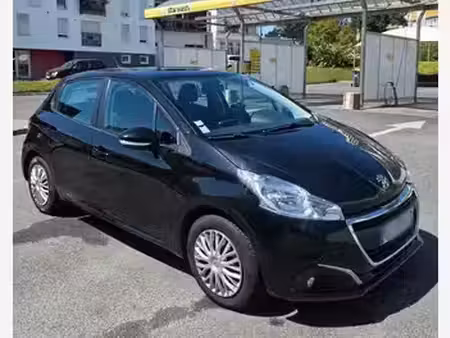 Peugeot 208 1.6 HDi 75 Active