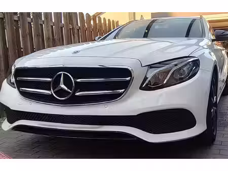 Mercedes-Benz Classe E E 200