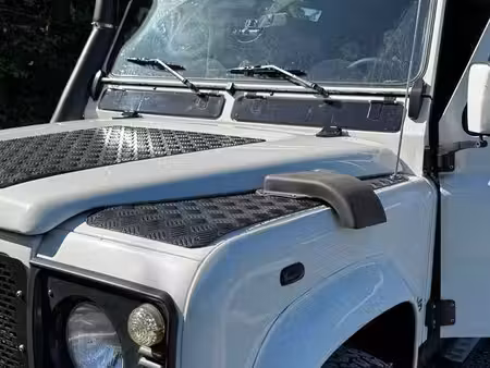 Land Rover Defender TD5 2.5 122