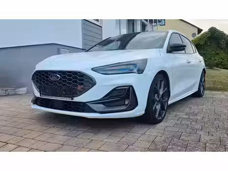 Ford Focus ST 2.3 EcoBoost 280