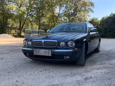 Jaguar XJ V6 2.7 208