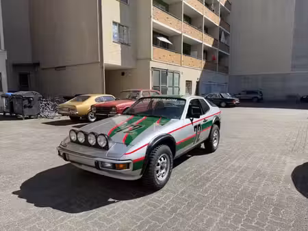 Porsche 924 