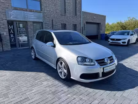 Volkswagen Golf R32 V6 3.2 250 4Motion