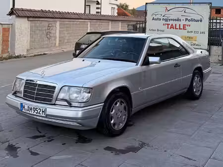 Mercedes-Benz Classe E E 320