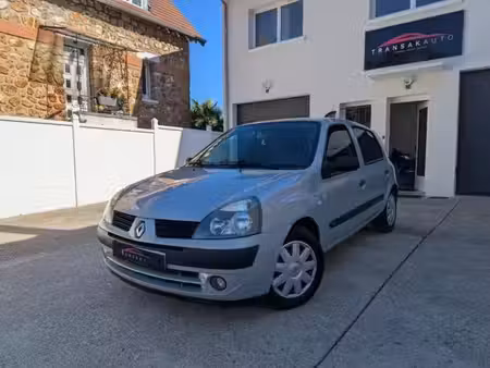 Renault Clio 1.2 75