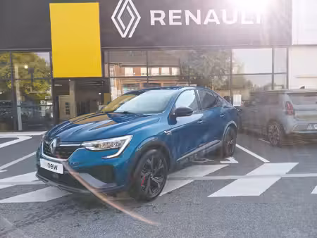 Renault Arkana E-Tech 1.6 145 RS Line