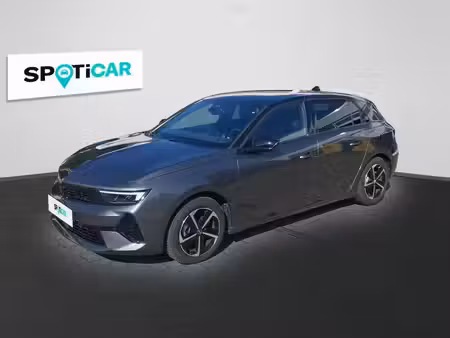 Opel Astra 1.2 130 GS